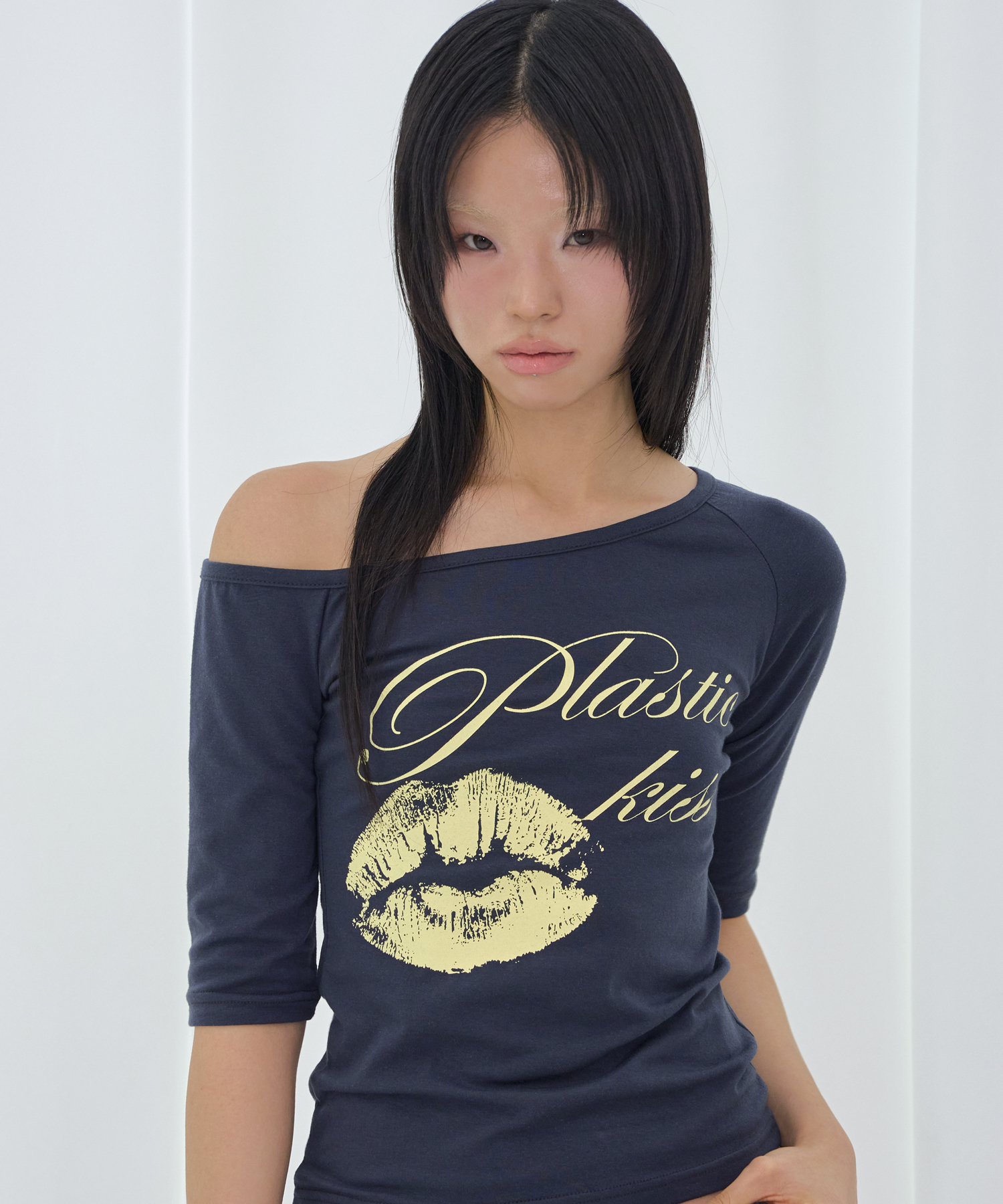 PLASTIC KISS ONE-SHOULDER TOP (NAVY) F26QB051