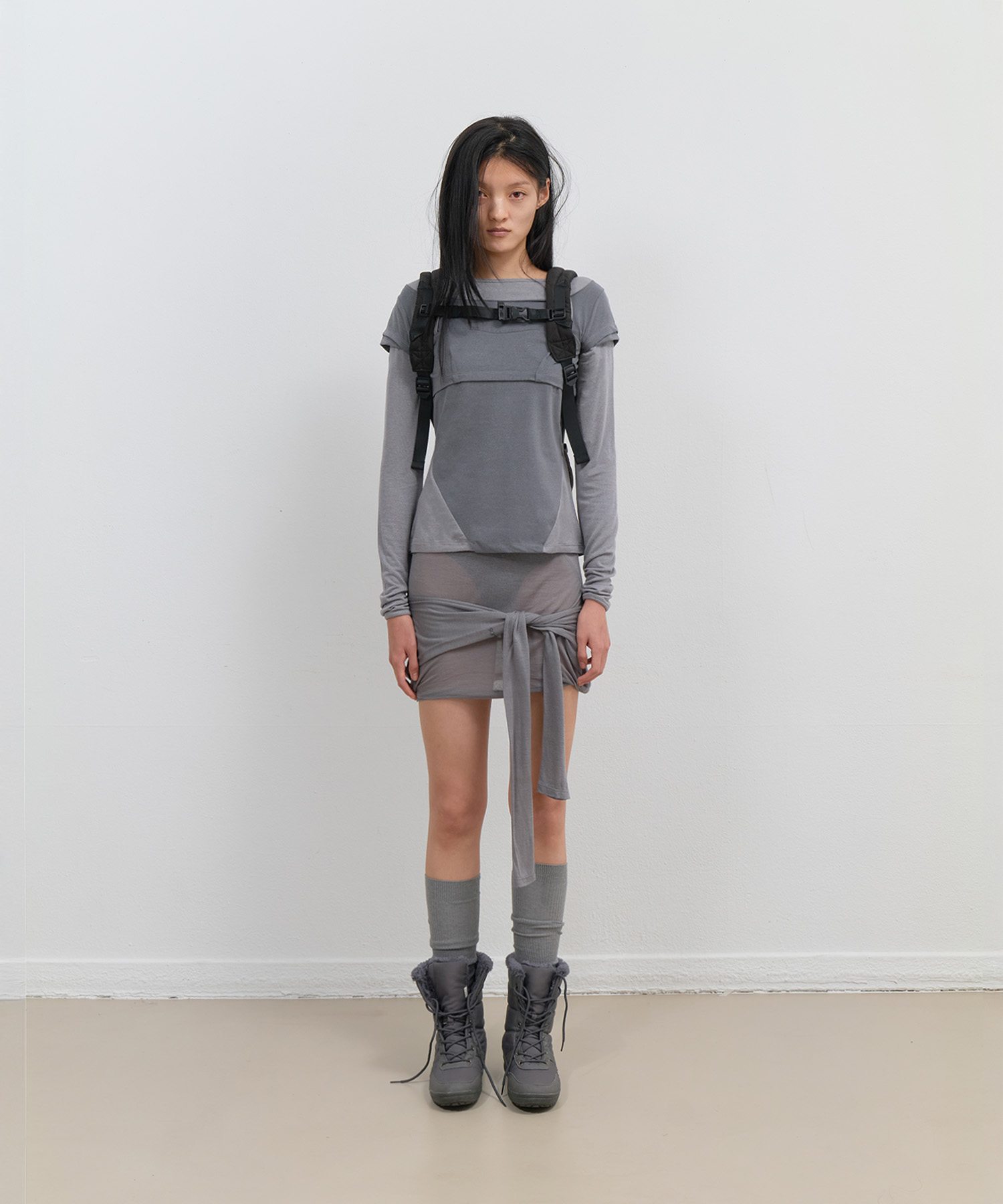 Halter Strap Long Sleeve / Grey