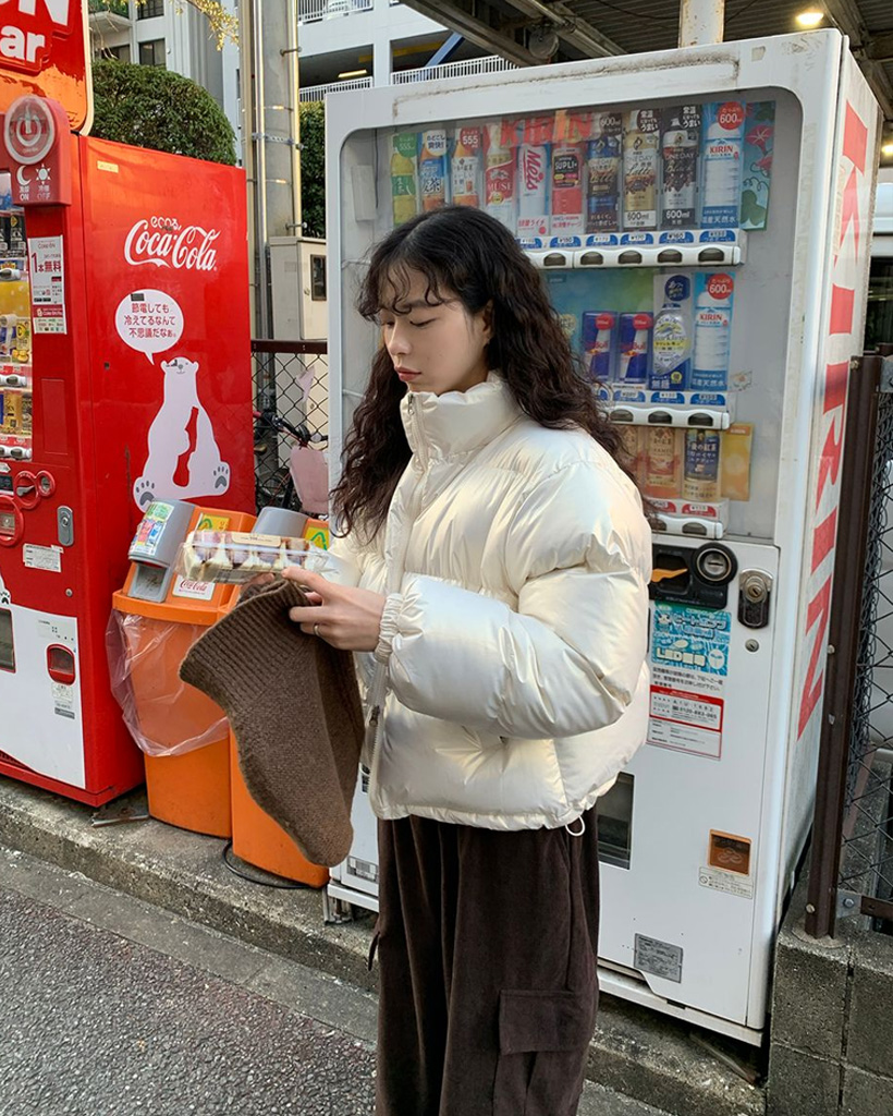 グロシーショート丈ダウンジャケット | ファッション通販サイト NUGU